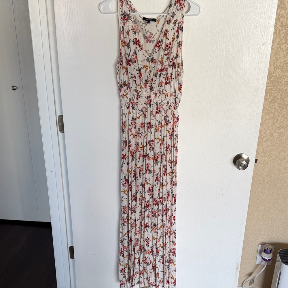 New Look Cream Maxi Dress with Red & Yellow Floral Print